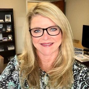 Meet your Posher, Joye